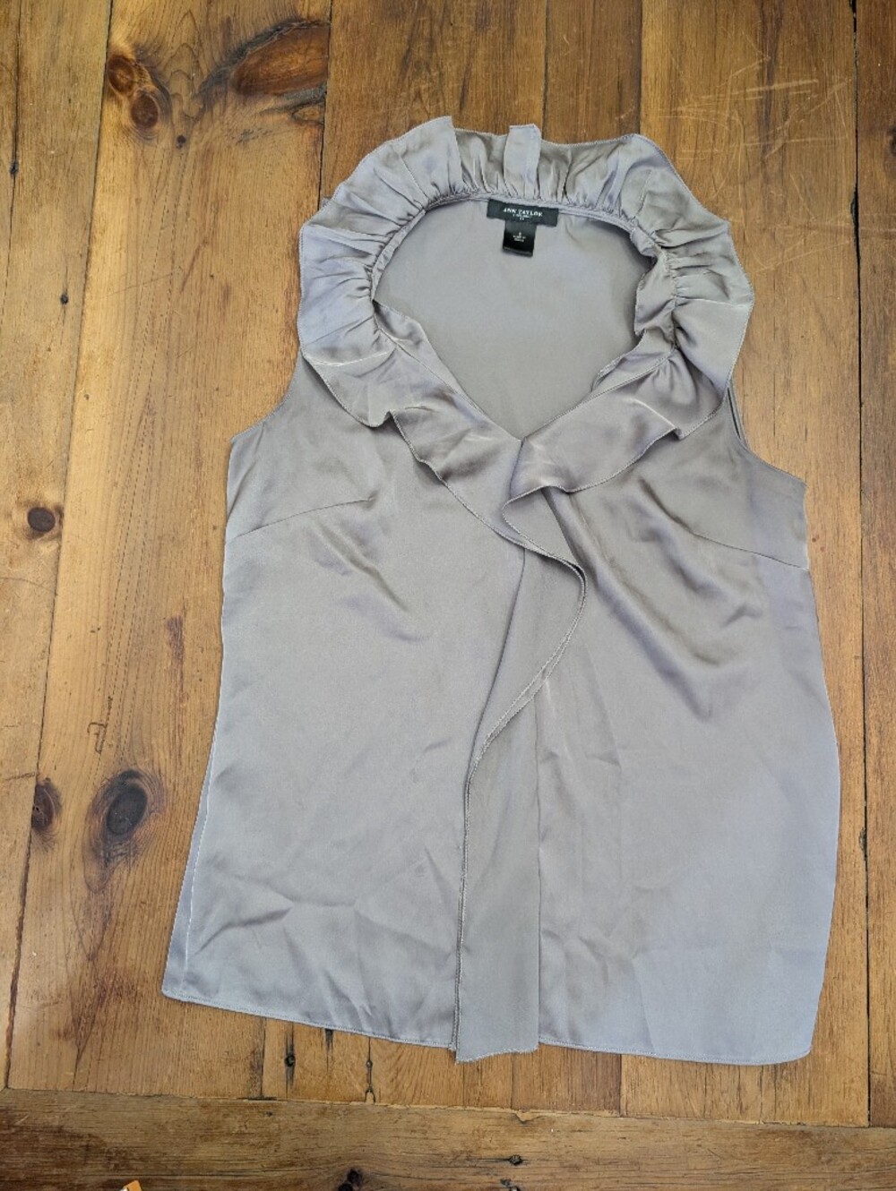 Ann Taylor Satin Sleeveless Ruffle Blouse Small